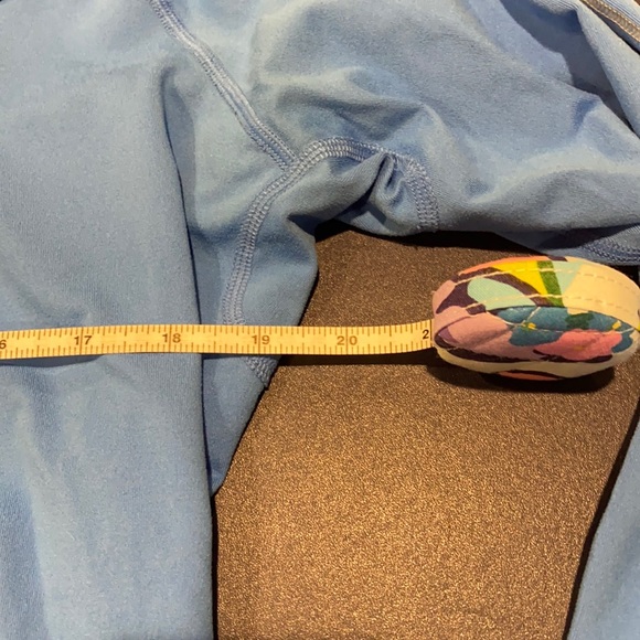 Nike Women’s Dri Fit Training 1/4 Zip Top - Picture 12 of 12